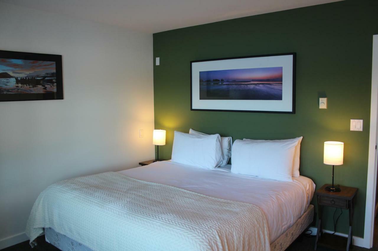 Siennas Harbour House Leilighet Tofino Eksteriør bilde